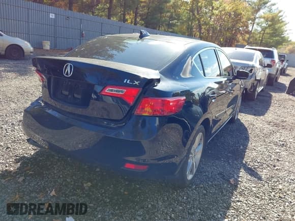 ✅ 2013 Acura ILX Premium • VIN: 19VDE1F54DE002643 • Lot: 43515861. Listed on IAAI with 92,264 mi. Free auction sales archive from the USA and detailed vehicle history report at DreamBid. Image 4.