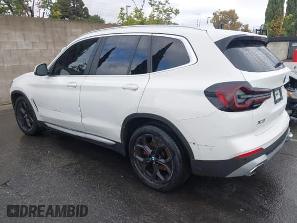 ✅ 2023 BMW X3 sDrive30i • VIN: 5UX43DP00P9P98199 • Lot: 43441756. Listed on IAAI with 32,516 mi. Free auction sales archive from the USA and detailed vehicle history report at DreamBid. Image 3.