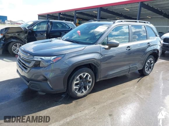 ✅ 2025 Subaru Forester Premium • VIN: JF2SLDDC4SH508179 • Lot: 43334214. Listed on IAAI with 9,769 mi. Free auction sales archive from the USA and detailed vehicle history report at DreamBid. Image 18.
