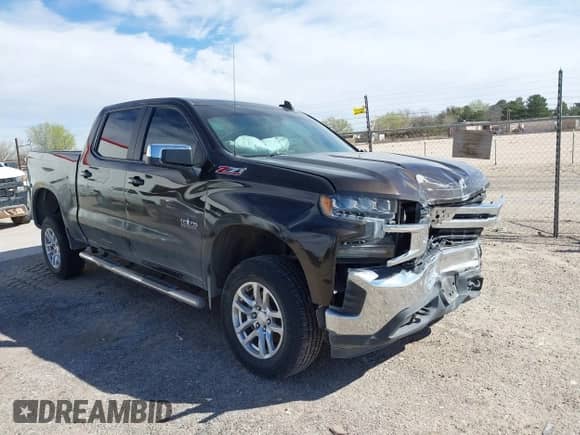 2019 Chevrolet Silverado 1500 LT z VIN 3GCUYDED7KG120227, wystawiony jako IAAI lot #38877247 z przebiegiem 102 592 mil mil oraz . Historia ofert i sprzedaży dostępna na DreamBid. Obrazek 1.