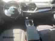 2025 Chevrolet Trax 1RS с VIN KL77LGEP9SC156914, выставлен на аукционе Copart как лот 84253015 с пробегом 6 925 миль миль и Списание • Salvage title. История ставок и продаж доступна на DreamBid. Изображение 8.