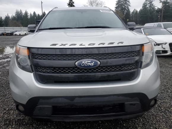 ✅ 2015 Ford Explorer Sport • VIN: 1FM5K8GT3FGA22570 • Lot: 92325585. Listed on Copart with 145,565 mi. Free auction sales archive from the USA and detailed vehicle history report at DreamBid. Image 5.