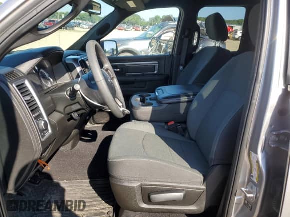 2021 Ram 1500 Warlock z VIN 1C6RR6GT8MS534834, wystawiony jako Copart lot #72132944 z przebiegiem 31 638 mil mil oraz Szkoda całkowita • Salvage title. Historia ofert i sprzedaży dostępna na DreamBid. Obrazek 7.