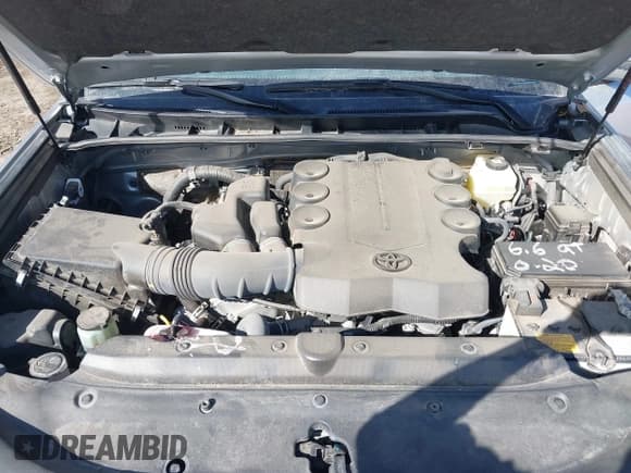 ✅ 2022 Toyota 4Runner SR5 • VIN: JTEMU5JR8N6054775 • Lot: 41758422. Listed on IAAI with 60,912 mi. Free auction sales archive from the USA and detailed vehicle history report at DreamBid. Image 10.