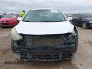 ✅ 2014 Hyundai Elantra • VIN: KMHD35LH2EU165700 • Lot: 43291293. Listed on IAAI with 152,941 mi. Free auction sales archive from the USA and detailed vehicle history report at DreamBid. Image 13.