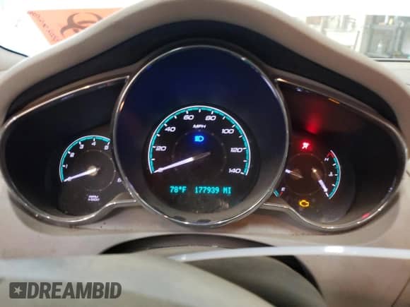 2010 Chevrolet Malibu 2LT z VIN 1G1ZD5EB3AF258961, wystawiony jako Copart lot #72012724 z przebiegiem 177 939 mil mil oraz Szkoda całkowita • Salvage title. Historia ofert i sprzedaży dostępna na DreamBid. Obrazek 9.