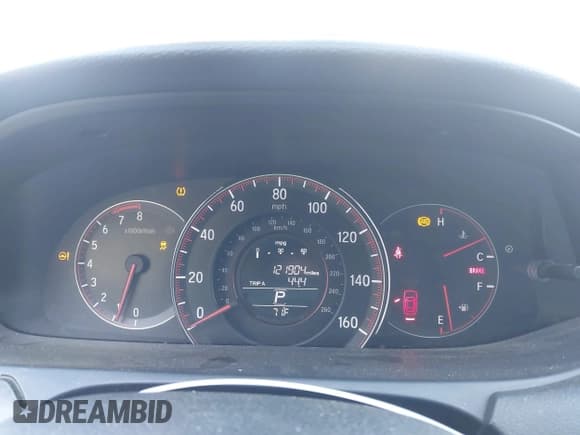 ✅ 2017 Honda Accord Sport SE • VIN: 1HGCR2F1XHA156374 • Lot: 43523040. Wystawiony na IAAI z przebiegiem 121 904 mil. Bezpłatny archiwum sprzedaży aukcyjnych z USA i szczegółowy raport historii pojazdu na DreamBid. Zdjęcie 7.