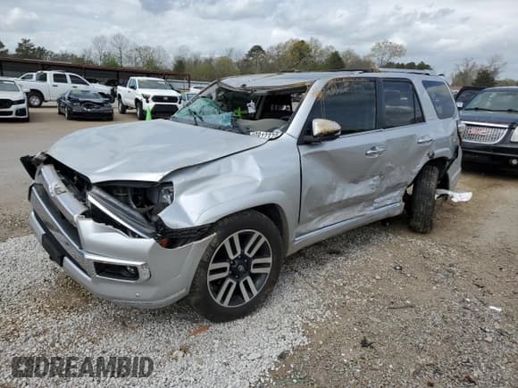 ✅ 2021 Toyota 4Runner Limited • VIN: JTEKU5JR0M5935370 • Лот: 49812375. Опубликован ранее на Copart с пробегом 50 851 миль. Бесплатный доступ к архиву аукционных продаж из США и подробный отчёт об истории автомобиля на DreamBid. Изображение 1.