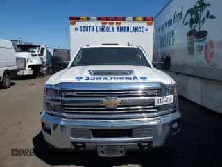 2017 Chevrolet Silverado 3500HD LT с VIN 1GB3KZCY6HF230118, выставлен на аукционе Copart как лот 41074894 с пробегом Не указан миль и Списание • Salvage title. История ставок и продаж доступна на DreamBid. Изображение 5.