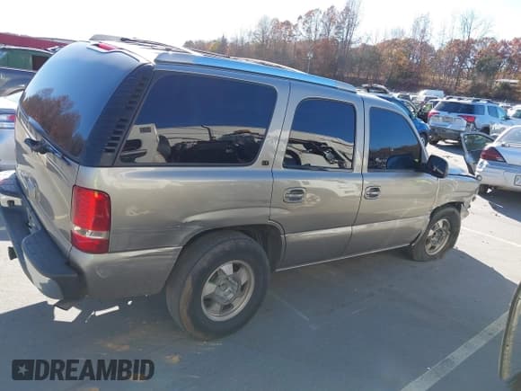 ✅ 2002 Chevrolet Tahoe LS • VIN: 1GNEC13Z42R243992 • Lot: 43706507. Listed on IAAI with 245,208 mi. Free auction sales archive from the USA and detailed vehicle history report at DreamBid. Image 13.