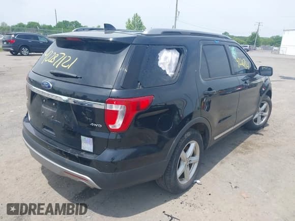 ✅ 2017 Ford Explorer XLT • VIN: 1FM5K8D80HGE08978 • Лот: 42287121. Опубликован ранее на IAAI с пробегом 113 392 миль. Бесплатный доступ к архиву аукционных продаж из США и подробный отчёт об истории автомобиля на DreamBid. Изображение 4.