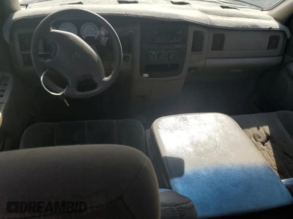 ✅ 2003 Dodge 1500 ST • VIN: 1D7HA18N73S165256 • Лот: 75930864. Опубликован ранее на Copart с пробегом Не указан. Бесплатный доступ к архиву аукционных продаж из США и подробный отчёт об истории автомобиля на DreamBid. Изображение 8.