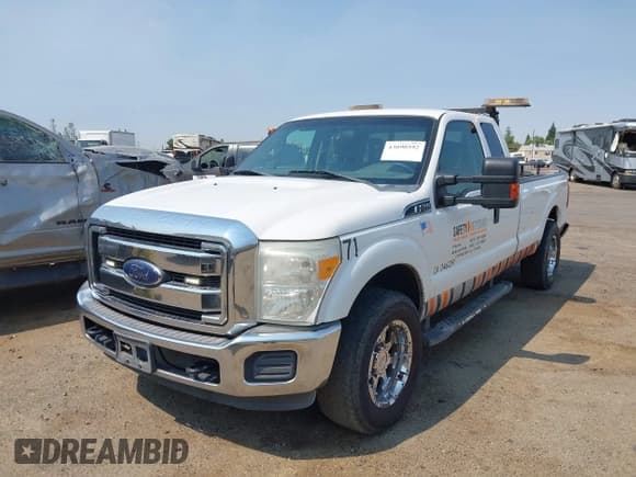 ✅ 2014 Ford F-250 XL • VIN: 1FT7X2A69EEB79156 • Lot: 43090392. Listed on IAAI with 246,582 mi. Free auction sales archive from the USA and detailed vehicle history report at DreamBid. Image 19.