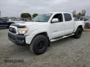 ✅ 2015 Toyota Tacoma PreRunner • VIN: 3TMJU4GNXFM193555 • Lot: 59618485. Listed on Copart with 63,552 mi. Free auction sales archive from the USA and detailed vehicle history report at DreamBid. Image 1.