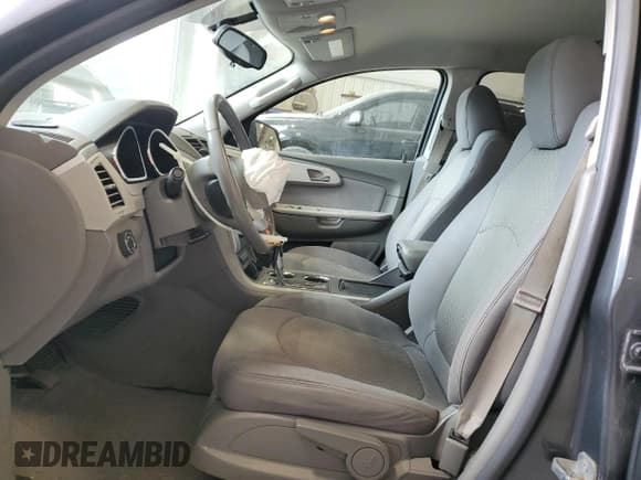 ✅ 2012 Chevrolet Traverse LS • VIN: 1GNKVFED7CJ419879 • Lot: 70472845. Wystawiony na Copart z przebiegiem 118 384 mil. Bezpłatny archiwum sprzedaży aukcyjnych z USA i szczegółowy raport historii pojazdu na DreamBid. Zdjęcie 7.