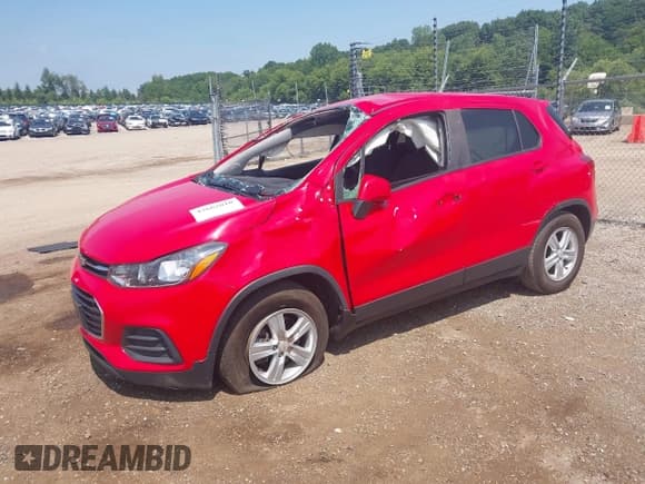 ✅ 2020 Chevrolet Trax LS • VIN: KL7CJKSB6LB345124 • Lot: 42662010. Wystawiony na IAAI z przebiegiem 89 578 mil. Bezpłatny archiwum sprzedaży aukcyjnych z USA i szczegółowy raport historii pojazdu na DreamBid. Zdjęcie 17.