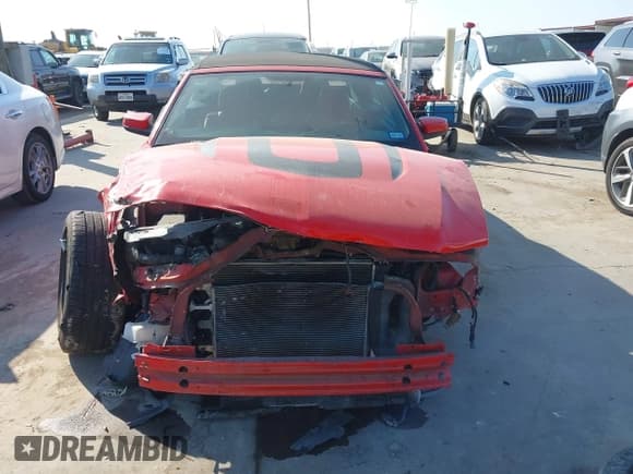 ✅ 2011 Ford Mustang GT Premium • VIN: 1ZVBP8FF3B5103964 • Lot: 43247908. Listed on IAAI with 186,161 mi. Free auction sales archive from the USA and detailed vehicle history report at DreamBid. Image 6.