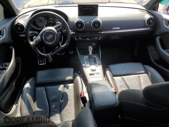 ✅ 2015 Audi S3 Premium Plus • VIN: WAUBFGFF6F1068363 • Lot: 59728735. Wystawiony na Copart z przebiegiem 68 511 mil. Bezpłatny archiwum sprzedaży aukcyjnych z USA i szczegółowy raport historii pojazdu na DreamBid. Zdjęcie 8.