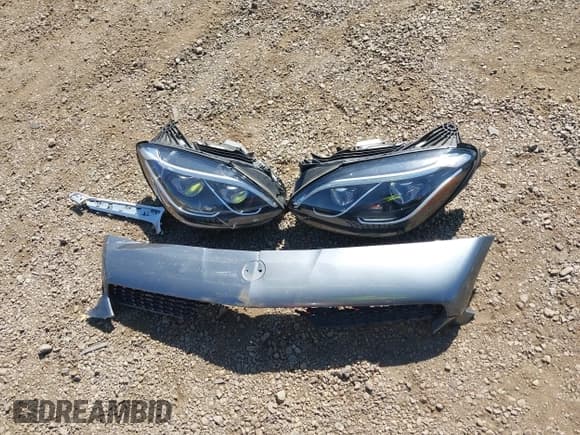 ✅ 2018 Mercedes-Benz SLC 300 • VIN: WDDPK3JA2JF147863 • Lot: 41697059. Listed on IAAI with 68,191 mi. Free auction sales archive from the USA and detailed vehicle history report at DreamBid. Image 12.