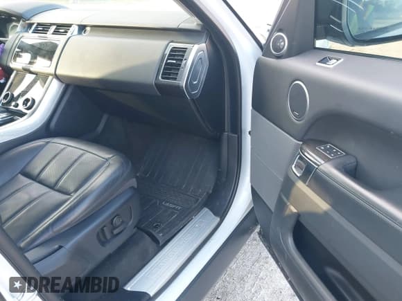 ✅ 2019 Land Rover Range Rover Sport HSE • VIN: SALWR2RU8KA873244 • Lot: 41216318. Listed on IAAI with 69,503 mi. Free auction sales archive from the USA and detailed vehicle history report at DreamBid. Image 5.