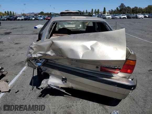 ✅ 1995 BMW 5 Series 525i • VIN: WBAHD6325SGK51854 • Лот: 70009685. Опубликован ранее на Copart с пробегом Не указан. Бесплатный доступ к архиву аукционных продаж из США и подробный отчёт об истории автомобиля на DreamBid. Изображение 6.