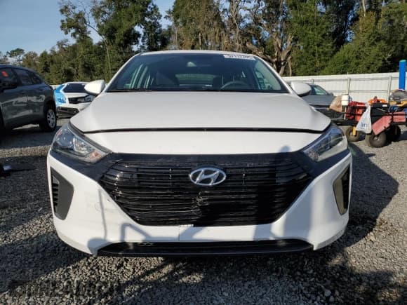✅ 2017 Hyundai Ioniq Blue • VIN: KMHC65LC7HU039313 • Lot: 92112495. Listed on Copart with 18,557 mi. Free auction sales archive from the USA and detailed vehicle history report at DreamBid. Image 5.
