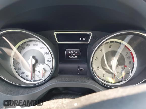 ✅ 2015 Mercedes-Benz GLA 250 • VIN: WDCTG4GB3FJ076493 • Lot: 42922906. Wystawiony na IAAI z przebiegiem 130 136 mil. Bezpłatny archiwum sprzedaży aukcyjnych z USA i szczegółowy raport historii pojazdu na DreamBid. Zdjęcie 7.