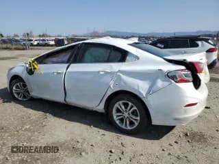 ✅ 2019 Chevrolet Cruze LT • VIN: 1G1BE5SM7K7100378 • Lot: 44960273. Listed on Copart with Not provided. Free auction sales archive from the USA and detailed vehicle history report at DreamBid. Image 2.