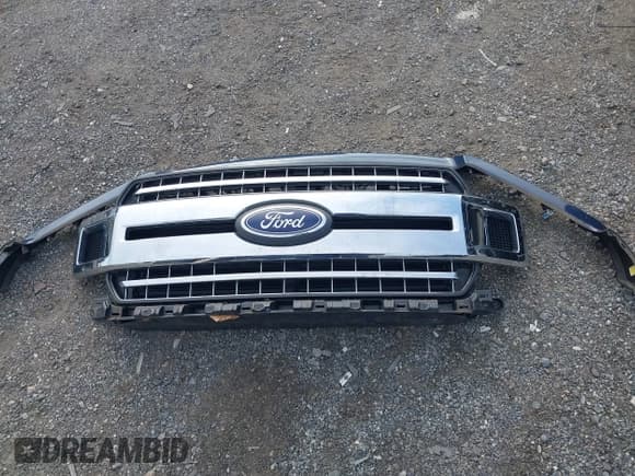 ✅ 2020 Ford F-150 XL • VIN: 1FTEW1CP2LKE85429 • Lot: 43272666. Listed on IAAI with 41,280 mi. Free auction sales archive from the USA and detailed vehicle history report at DreamBid. Image 12.