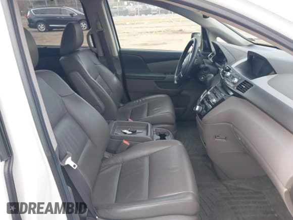 ✅ 2012 Honda Odyssey Touring • VIN: 5FNRL5H9XCB126080 • Lot: 43686755. Listed on IAAI with 116,383 mi. Free auction sales archive from the USA and detailed vehicle history report at DreamBid. Image 5.