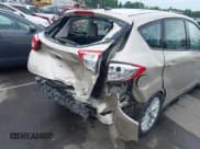 ✅ 2018 Ford C-Max SE • VIN: 1FADP5AU0JL103419 • Lot: 42220919. Wystawiony na IAAI z przebiegiem 68 680 mil. Bezpłatny archiwum sprzedaży aukcyjnych z USA i szczegółowy raport historii pojazdu na DreamBid. Zdjęcie 6.