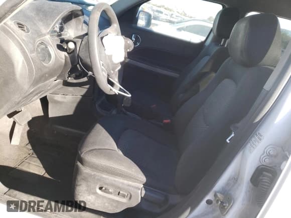 ✅ 2011 Chevrolet HHR 1LT • VIN: 3GNBABFW3BS533993 • Lot: 82218174. Listed on Copart with 147,483 mi. Free auction sales archive from the USA and detailed vehicle history report at DreamBid. Image 7.