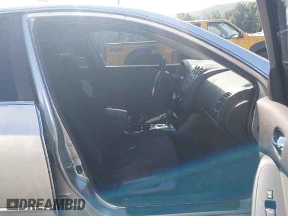 ✅ 2012 Nissan Altima SR • VIN: 1N4BL2AP9CC256993 • Lot: 42855944. Wystawiony na IAAI z przebiegiem 220 153 mil. Bezpłatny archiwum sprzedaży aukcyjnych z USA i szczegółowy raport historii pojazdu na DreamBid. Zdjęcie 5.