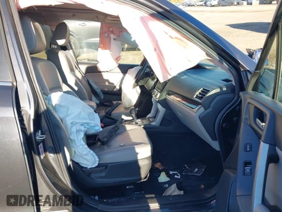 ✅ 2018 Subaru Forester Limited • VIN: JF2SJAJC1JH595594 • Lot: 43523396. Listed on IAAI with Not provided. Free auction sales archive from the USA and detailed vehicle history report at DreamBid. Image 5.