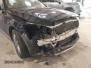 ✅ 2018 Mercedes-Benz C 300 • VIN: WDDWF4KB5JR418913 • Lot: 41405627. Wystawiony na IAAI z przebiegiem 117 779 mil. Bezpłatny archiwum sprzedaży aukcyjnych z USA i szczegółowy raport historii pojazdu na DreamBid. Zdjęcie 6.