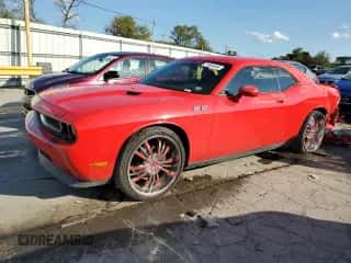 2009 Dodge Challenger SE z VIN 2B3LJ44VX9H604799, wystawiony jako Copart lot #71944444 z przebiegiem 210 843 mil mil oraz Szkoda całkowita • Salvage title. Historia ofert i sprzedaży dostępna na DreamBid. Obrazek 1.