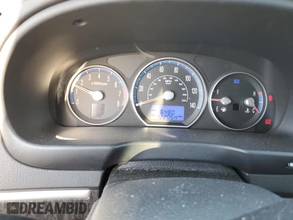 ✅ 2008 Hyundai Santa Fe GLS • VIN: 5NMSG73D38H202807 • Lot: 73045054. Listed on Copart with 122,054 mi. Free auction sales archive from the USA and detailed vehicle history report at DreamBid. Image 9.