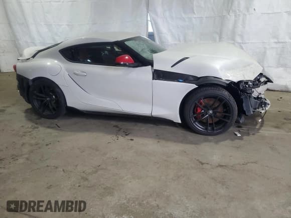 ✅ 2020 Toyota Supra 3.0 • VIN: WZ1DB4C04LW023153 • Лот: 55352005. Опубликован ранее на Copart с пробегом Не указан. Бесплатный доступ к архиву аукционных продаж из США и подробный отчёт об истории автомобиля на DreamBid. Изображение 4.