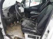 ✅ 2022 Mercedes-Benz Sprinter Cargo • VIN: W1Y4EBHY1NT110114 • Лот: 87253914. Опубликован ранее на Copart с пробегом Не указан. Бесплатный доступ к архиву аукционных продаж из США и подробный отчёт об истории автомобиля на DreamBid. Изображение 7.