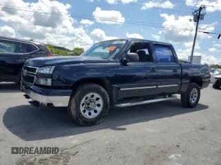 ✅ 2006 Chevrolet Silverado 1500 LS • VIN: 2GCEK13VX61260352 • Лот: 67964835. Опубликован ранее на Copart с пробегом 320 065 миль. Бесплатный доступ к архиву аукционных продаж из США и подробный отчёт об истории автомобиля на DreamBid. Изображение 1.