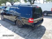 ✅ 2017 Ford Expedition Max XLT • VIN: 1FMJK1HT4HEA52826 • Lot: 43769654. Wystawiony na IAAI z przebiegiem 173 265 mil. Bezpłatny archiwum sprzedaży aukcyjnych z USA i szczegółowy raport historii pojazdu na DreamBid. Zdjęcie 6.