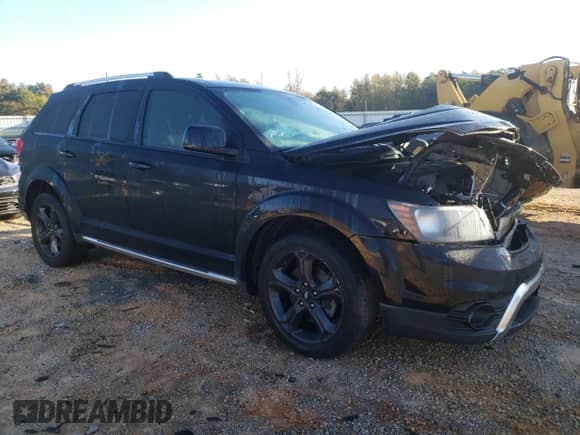 2018 Dodge Journey Crossroad with VIN 3C4PDCGGXJT515938, listed as a Copart auction lot 82551255 with 129,675 mi miles and Salvage title. Bid and sale history available at DreamBid. Image 4.
