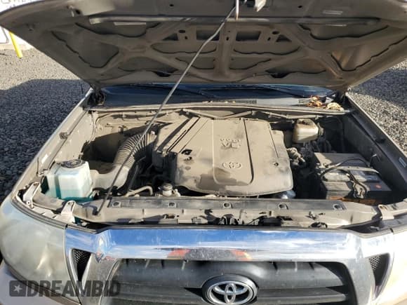 ✅ 2008 Toyota Tacoma • VIN: 5TELU42N18Z470065 • Lot: 93208235. Listed on Copart with 269,896 mi. Free auction sales archive from the USA and detailed vehicle history report at DreamBid. Image 11.