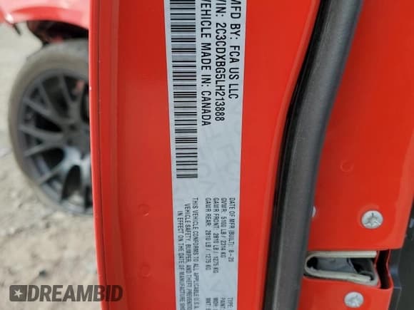 ✅ 2020 Dodge Charger SXT • VIN: 2C3CDXBG5LH213888 • Lot: 86120755. Wystawiony na Copart z przebiegiem 93 379 mil. Bezpłatny archiwum sprzedaży aukcyjnych z USA i szczegółowy raport historii pojazdu na DreamBid. Zdjęcie 12.