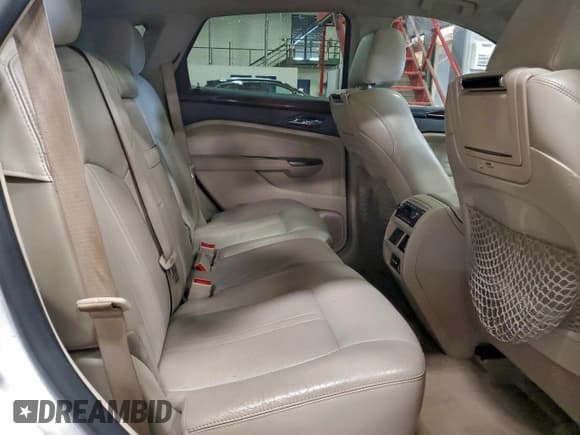 ✅ 2012 Cadillac SRX Premium Collection • VIN: 3GYFNCE39CS561384 • Lot: 96707565. Wystawiony na Copart z przebiegiem 180 316 mil. Bezpłatny archiwum sprzedaży aukcyjnych z USA i szczegółowy raport historii pojazdu na DreamBid. Zdjęcie 11.