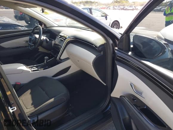 ✅ 2022 Hyundai Tucson SEL • VIN: 5NMJF3AE2NH044474 • Lot: 43467039. Wystawiony na IAAI z przebiegiem 34 861 mil. Bezpłatny archiwum sprzedaży aukcyjnych z USA i szczegółowy raport historii pojazdu na DreamBid. Zdjęcie 5.