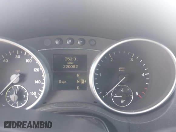 ✅ 2008 Mercedes-Benz M 320 CDI • VIN: 4JGBB22E78A360178 • Lot: 43111101. Wystawiony na IAAI z przebiegiem 220 082 mil. Bezpłatny archiwum sprzedaży aukcyjnych z USA i szczegółowy raport historii pojazdu na DreamBid. Zdjęcie 7.