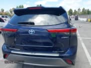 ✅ 2023 Toyota Highlander Hybrid Platinum • VIN: 5TDEBRCH4PS596582 • Lot: 42370587. Listed on IAAI with 12,144 mi. Free auction sales archive from the USA and detailed vehicle history report at DreamBid. Image 13.