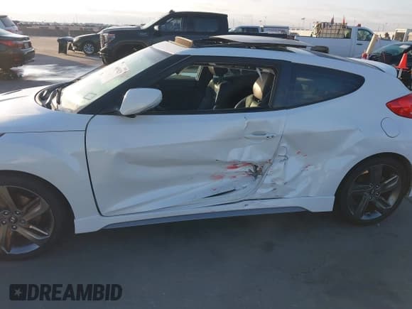 ✅ 2014 Hyundai Veloster Turbo • VIN: KMHTC6AE9EU201750 • Lot: 40691529. Wystawiony na IAAI z przebiegiem 87 958 mil. Bezpłatny archiwum sprzedaży aukcyjnych z USA i szczegółowy raport historii pojazdu na DreamBid. Zdjęcie 6.