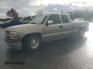 ✅ 2000 Chevrolet Silverado 1500 LS • VIN: 2GCEC19T1Y1277823 • Lot: 93147085. Listed on Copart with 171,075 mi. Free auction sales archive from the USA and detailed vehicle history report at DreamBid. Image 1.
